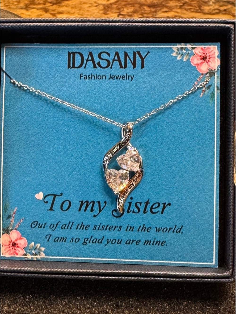 Dasany Fashion Jewelry Sister Pendant Necklace with Heart Crystals - Picture 3 of 8